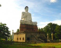 Wat Ek Phnom, Battambang