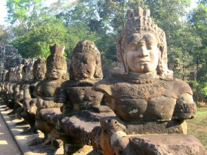 Wachters zuidpoort Angkor Thom