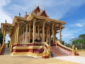 Wat Ek Phnom Battambang