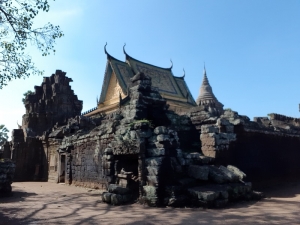 Nokor Bachey pagoda Kampong Cham
